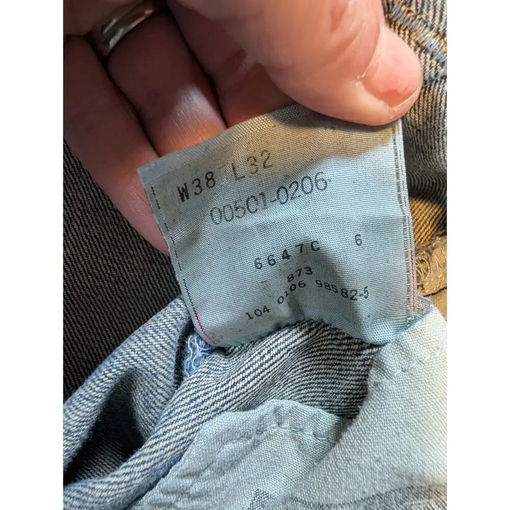 Levi's 501 XX Jeans Mens 38x32 Vintage Button Fly Medium Wash Denim